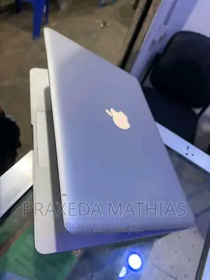 Laptop Apple MacBook Pro 2011 8GB Intel Core I7 HDD 500GB