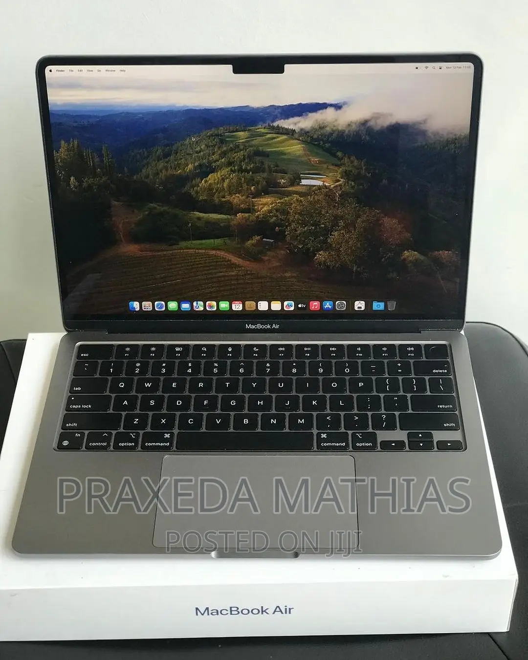 Laptop Apple MacBook Air 2022 M2 8GB Apple M2 SSD 256GB