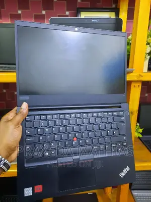Laptop Lenovo ThinkPad E14 Gen 4 16GB Intel Core I7 SSD 512GB