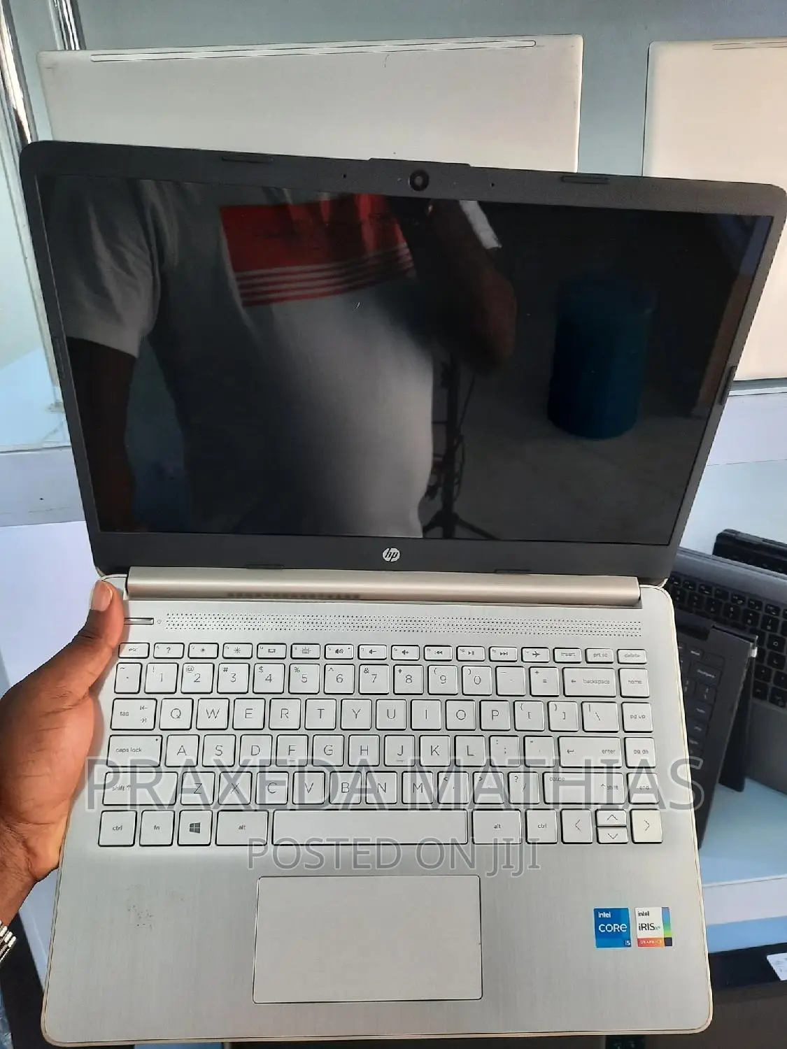 New Laptop HP 14-dq1088wm 8GB Intel Core i5 SSD 512GB