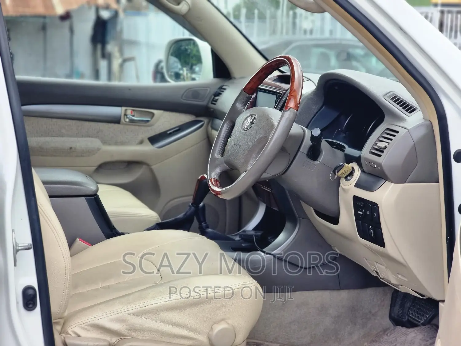 Toyota Land Cruiser Prado 2007 White