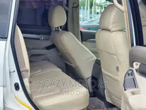 Toyota Land Cruiser Prado 2007 White