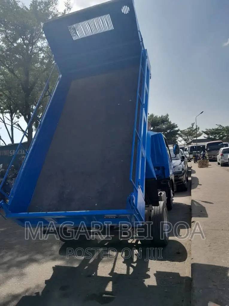Canter Tipper Tani Mbili