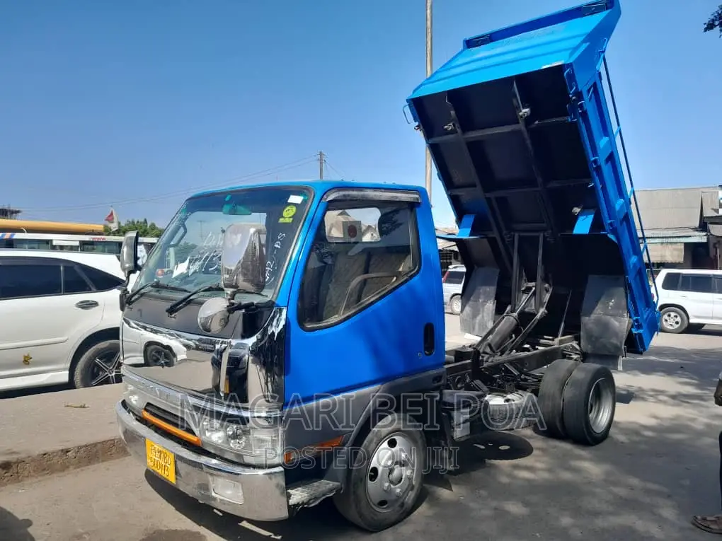Canter Tipper Tani Mbili