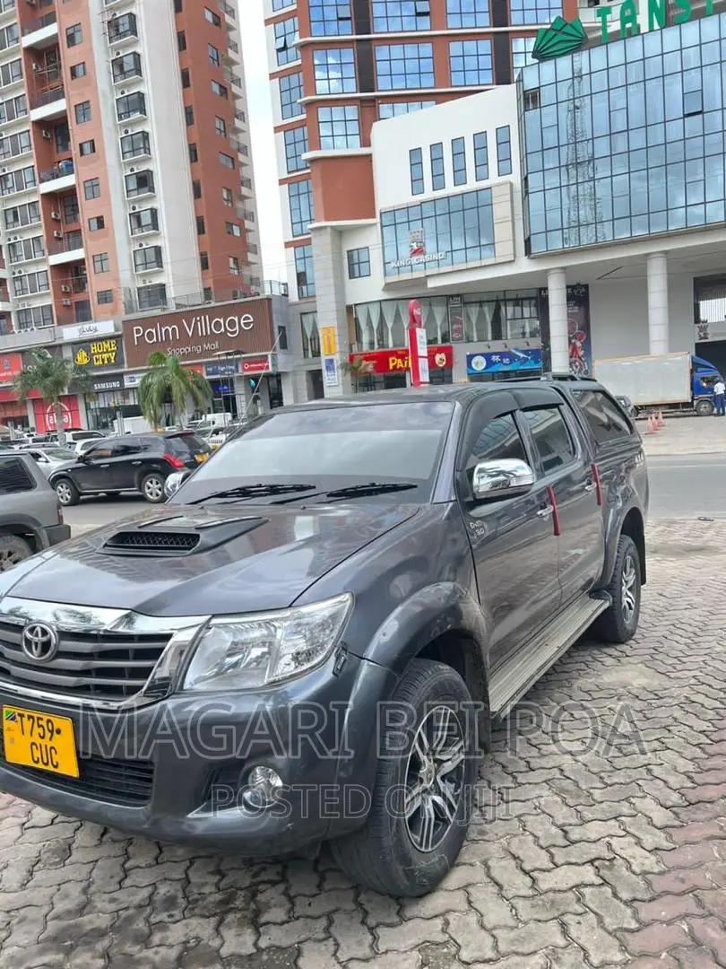 Toyota Hilux 2009 Black