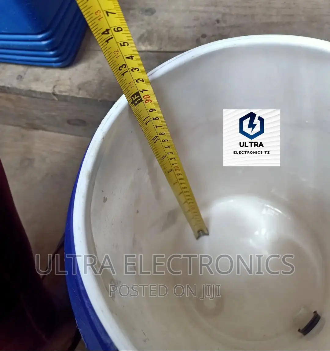 Best Quality Material Cooler Box/ Deli /ICEBOX Yenye Lita 9