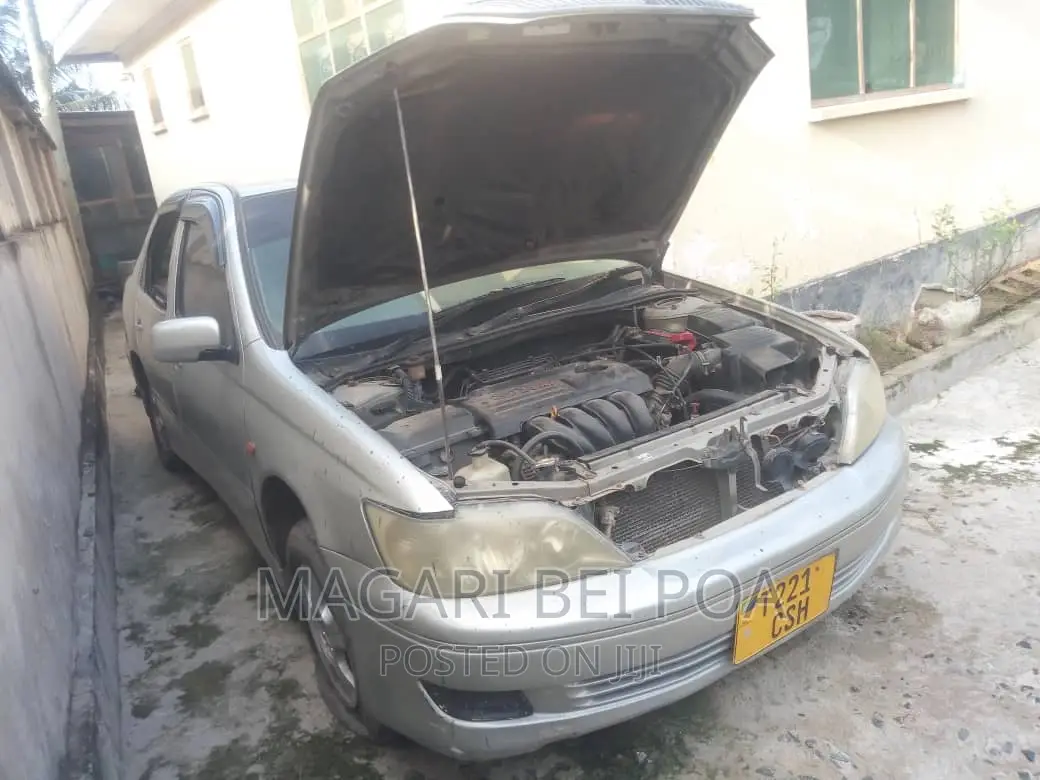Toyota Vista 2002 Silver