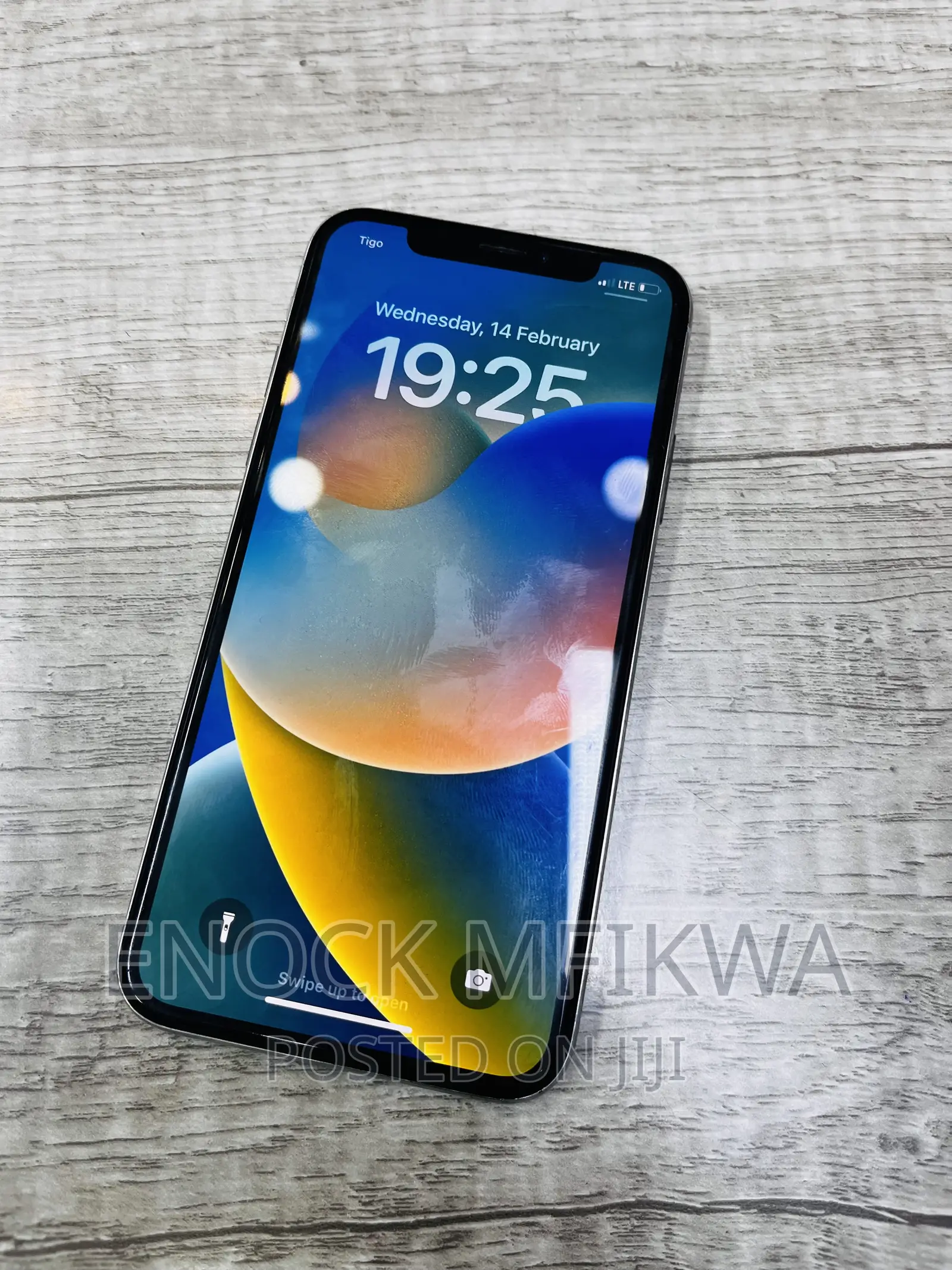 Apple iPhone X 256 GB White
