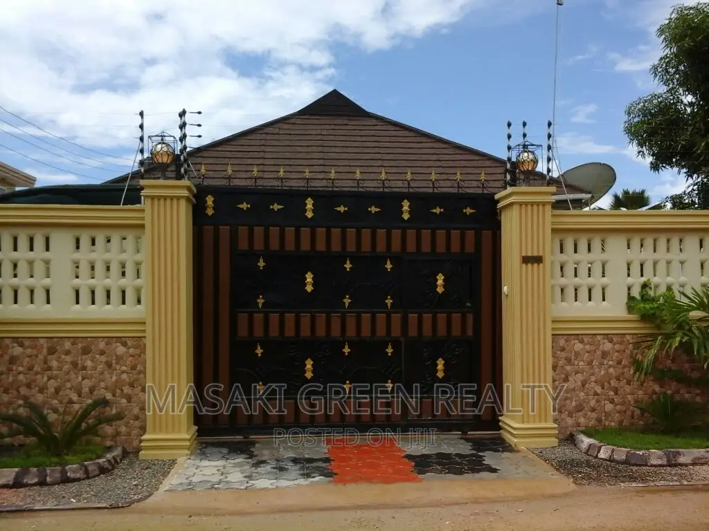 3bdrm Bungalow in Mikocheni, Kinondoni for sale