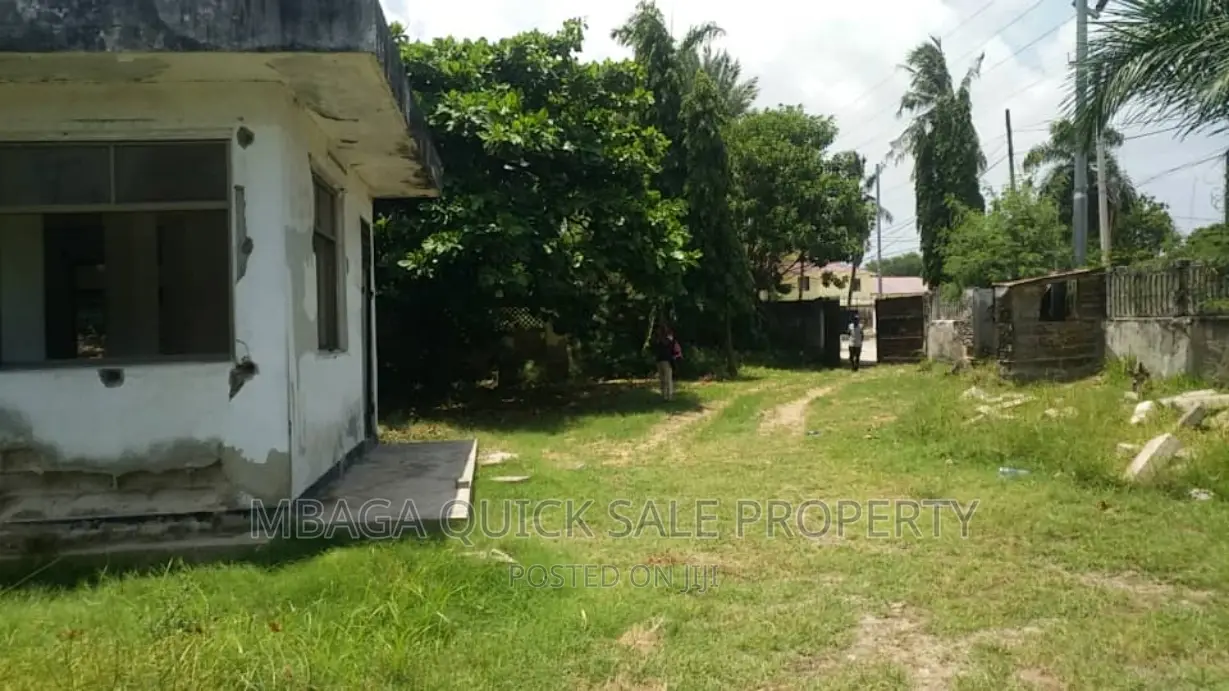 Plot for Sale at Regent Estate