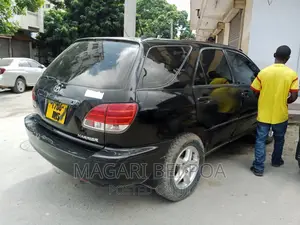 Toyota Harrier 2005 Black