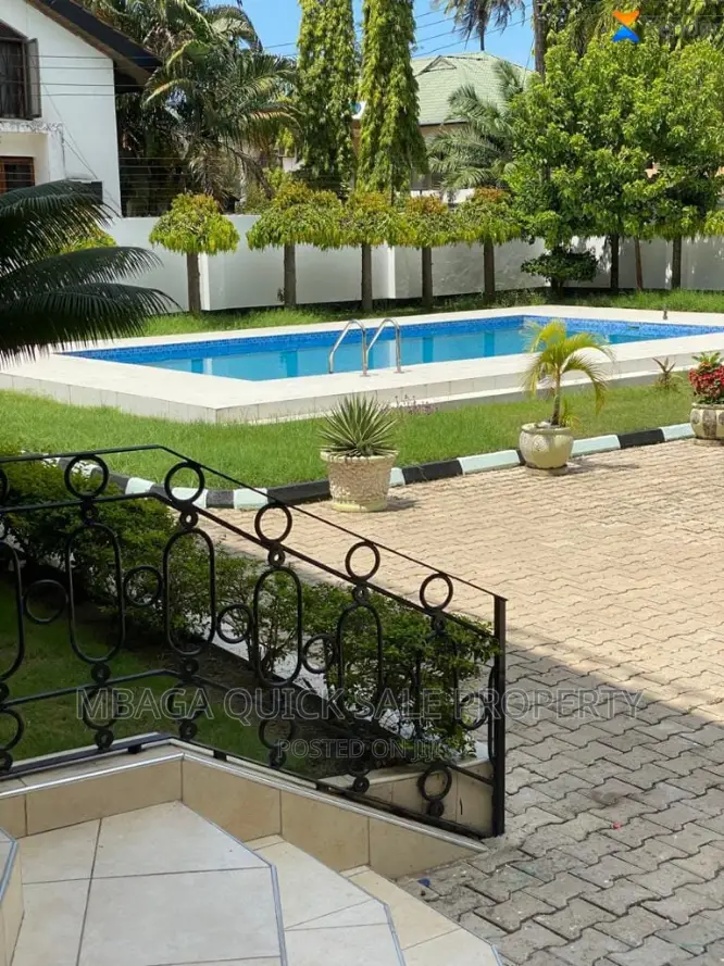 5bdrm Apartment in Mikocheni for rent