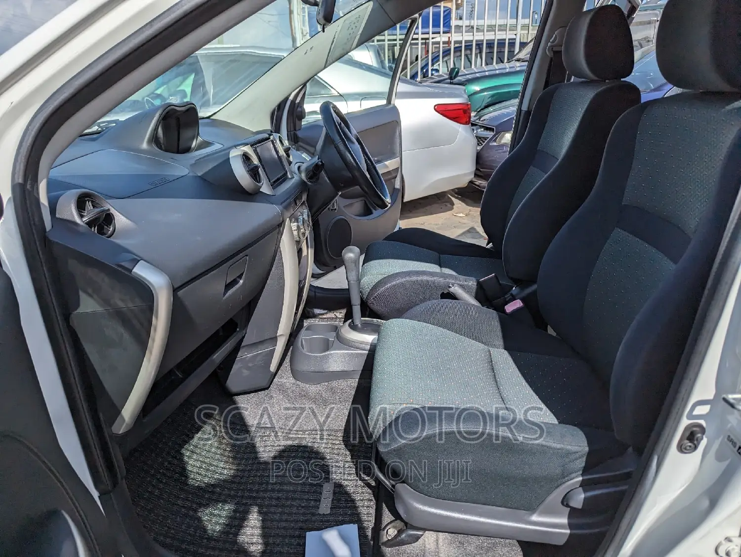 Toyota IST 2006 White