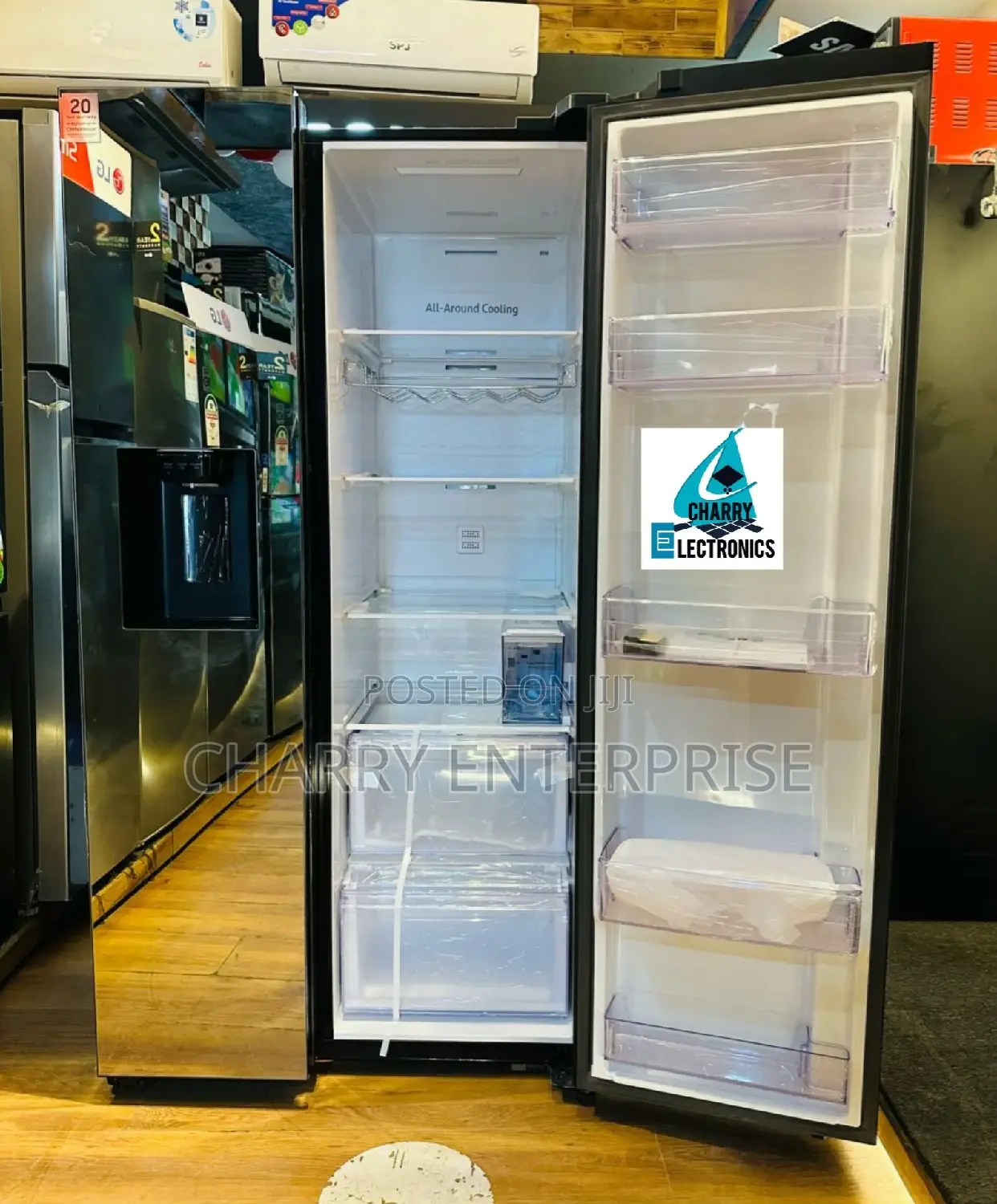 ORIGINAL SAMSUNG FRIDGE Side by Side RS 64 With Mirror 635 L