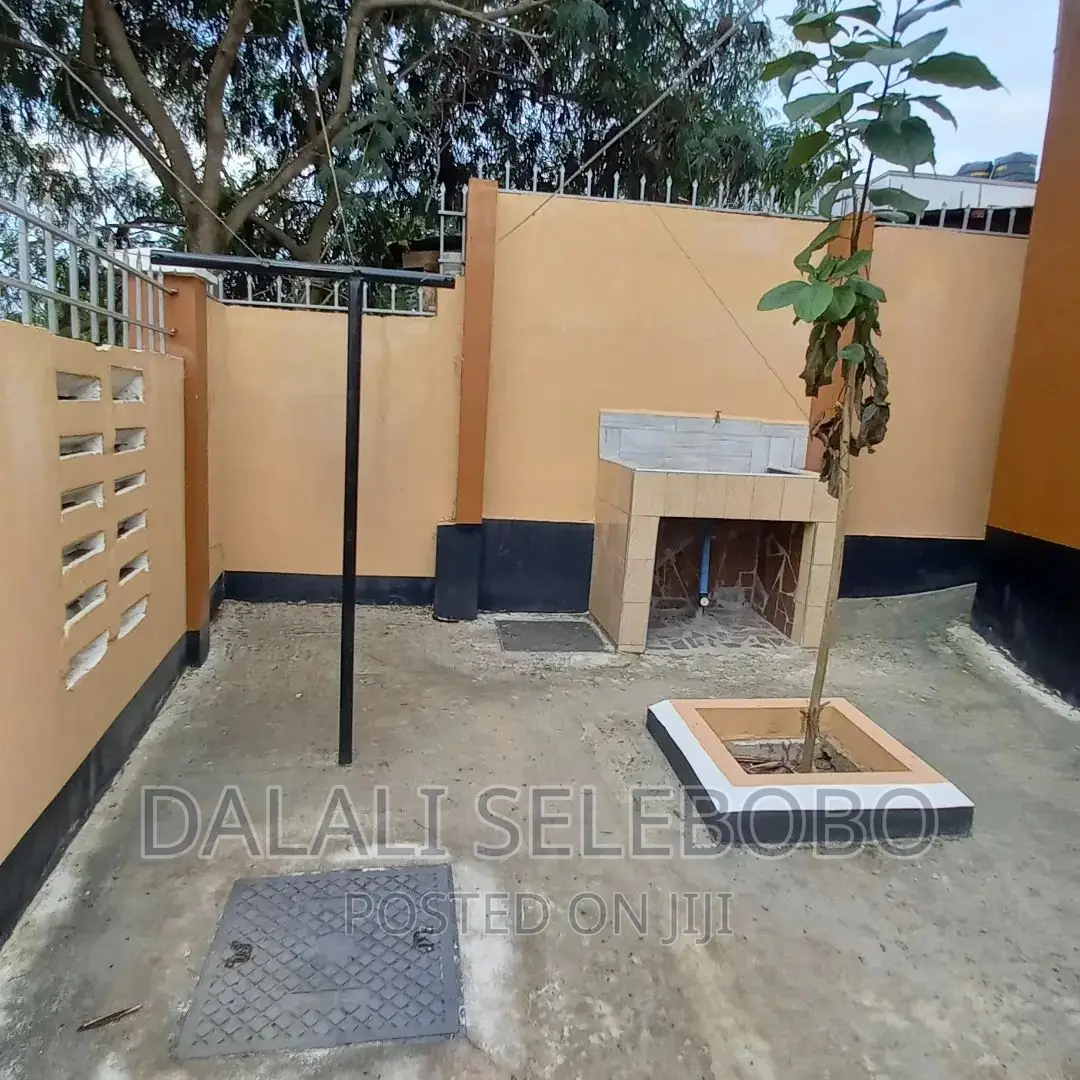 2bdrm Bungalow in Makongo Juu Ccm, Kinondoni for rent