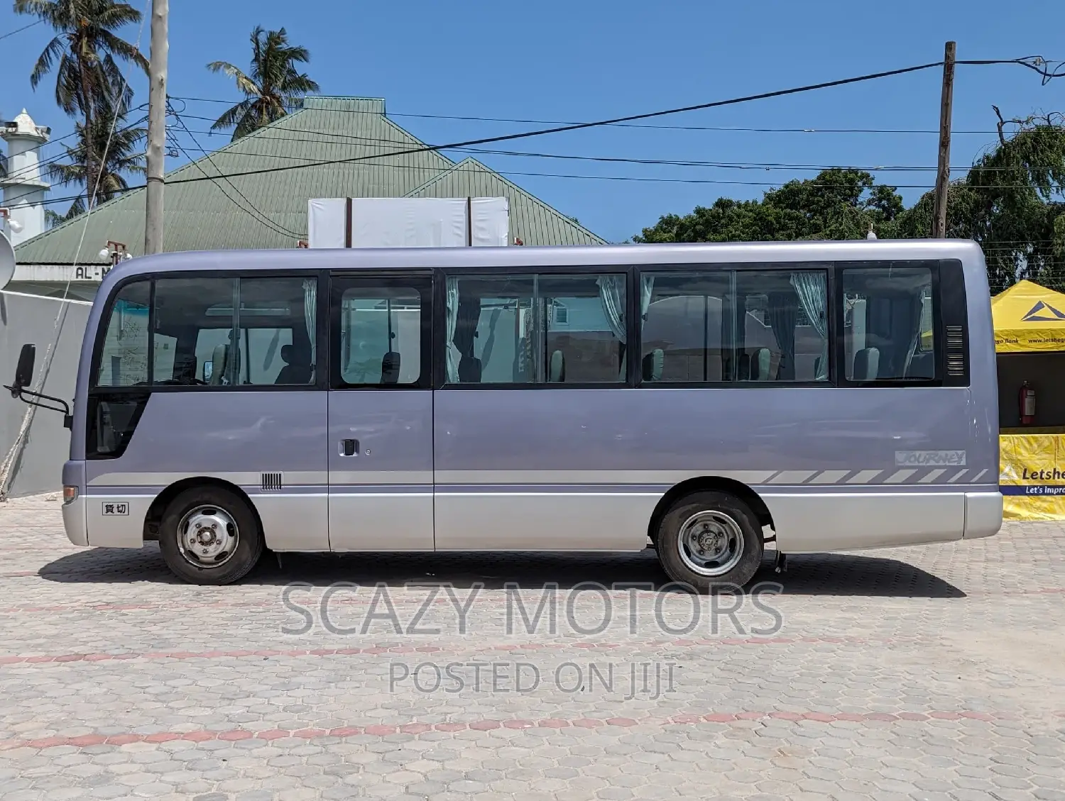 Nissan Civilian 2000