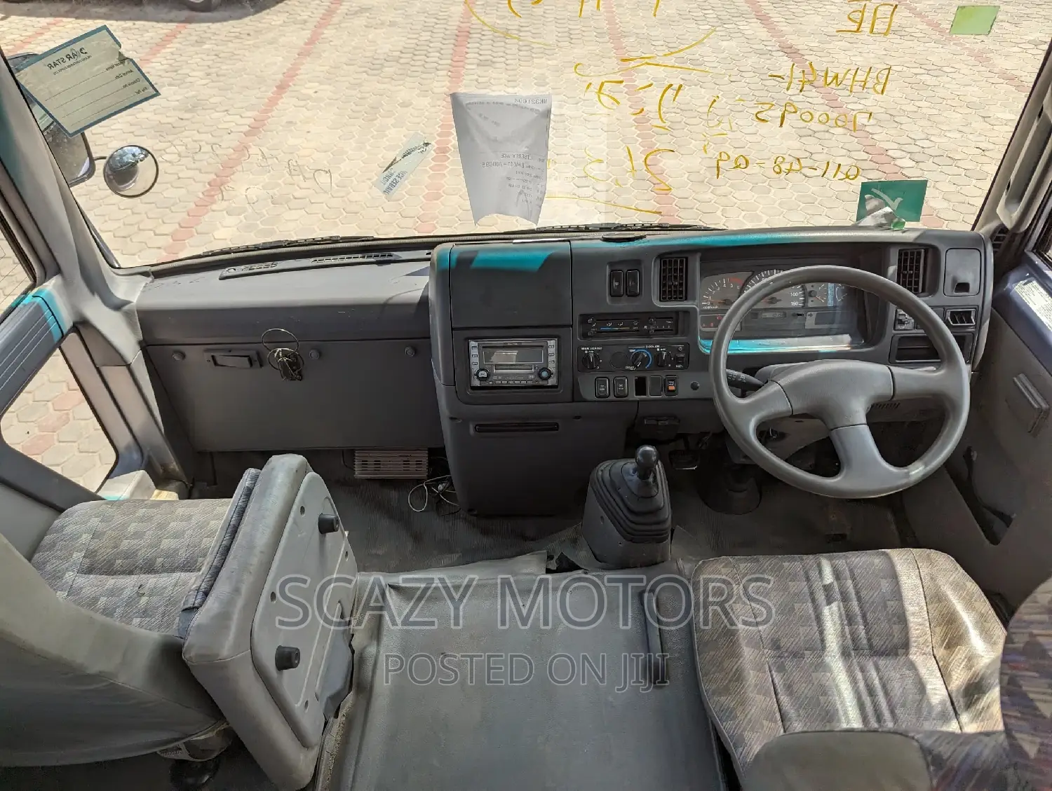 Nissan Civilian 2000