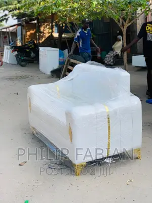 Sofa Mpya Kabisa