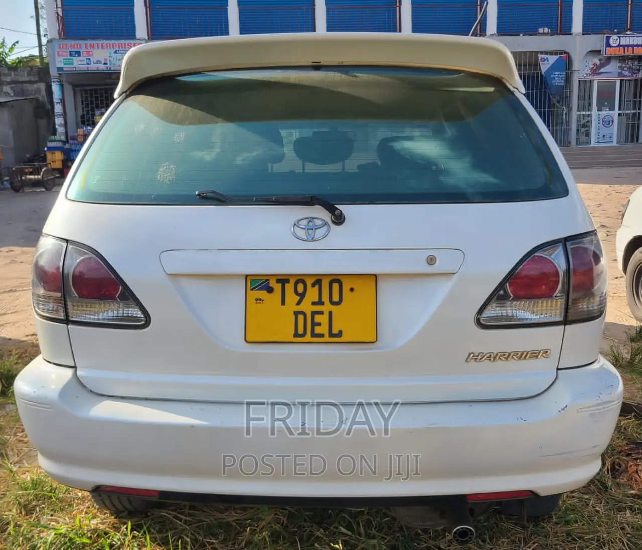 Toyota Harrier 2001 White