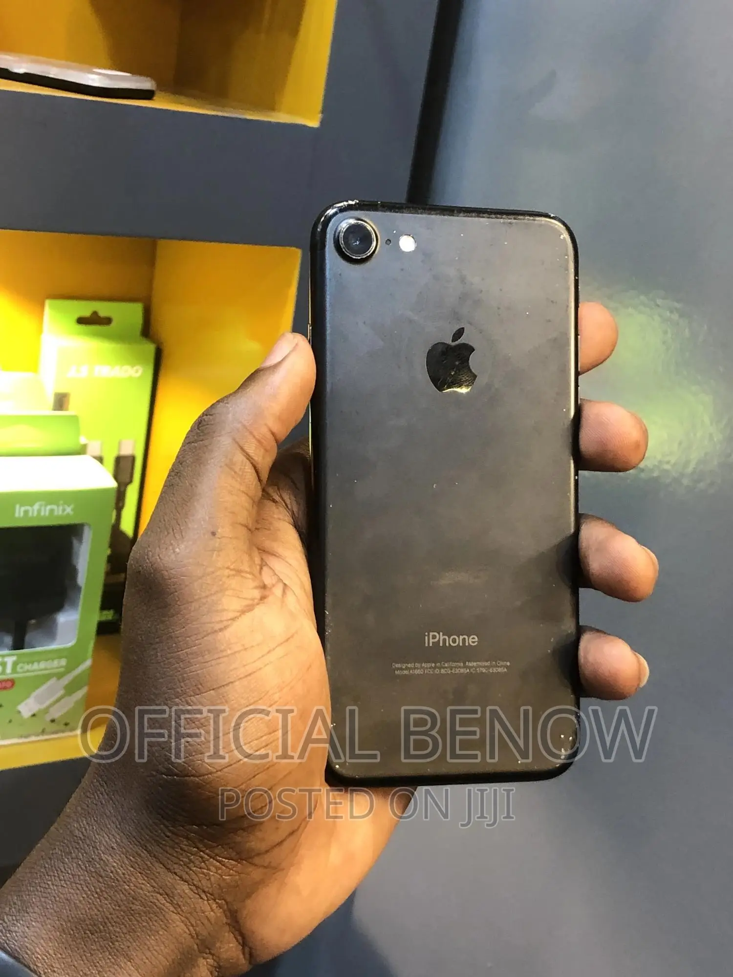 Apple iPhone 7 32 GB Black