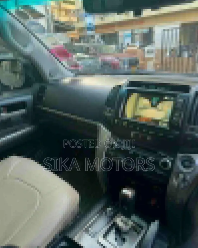 Toyota Land Cruiser 2008 Gray
