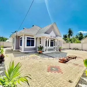 3bdrm House in Tegeta Wazo Kontena, Kinondoni for sale