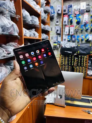 Samsung Galaxy Z Fold 2 256 GB Gold