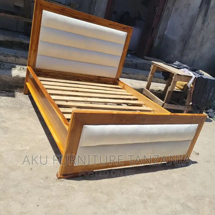 5/6 Teak Hardwood Bed
