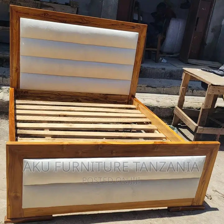 5/6 Teak Hardwood Bed
