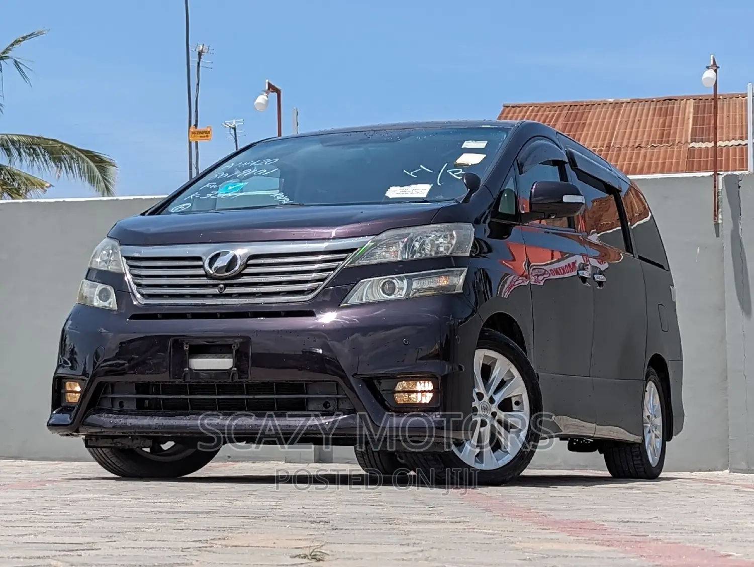 Toyota Vellfire 2010
