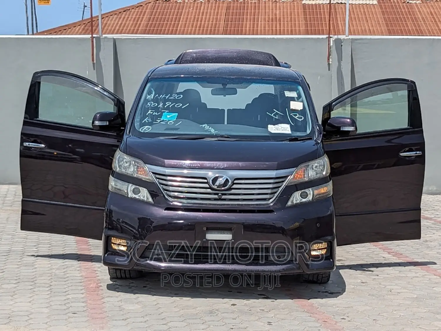 Toyota Vellfire 2010