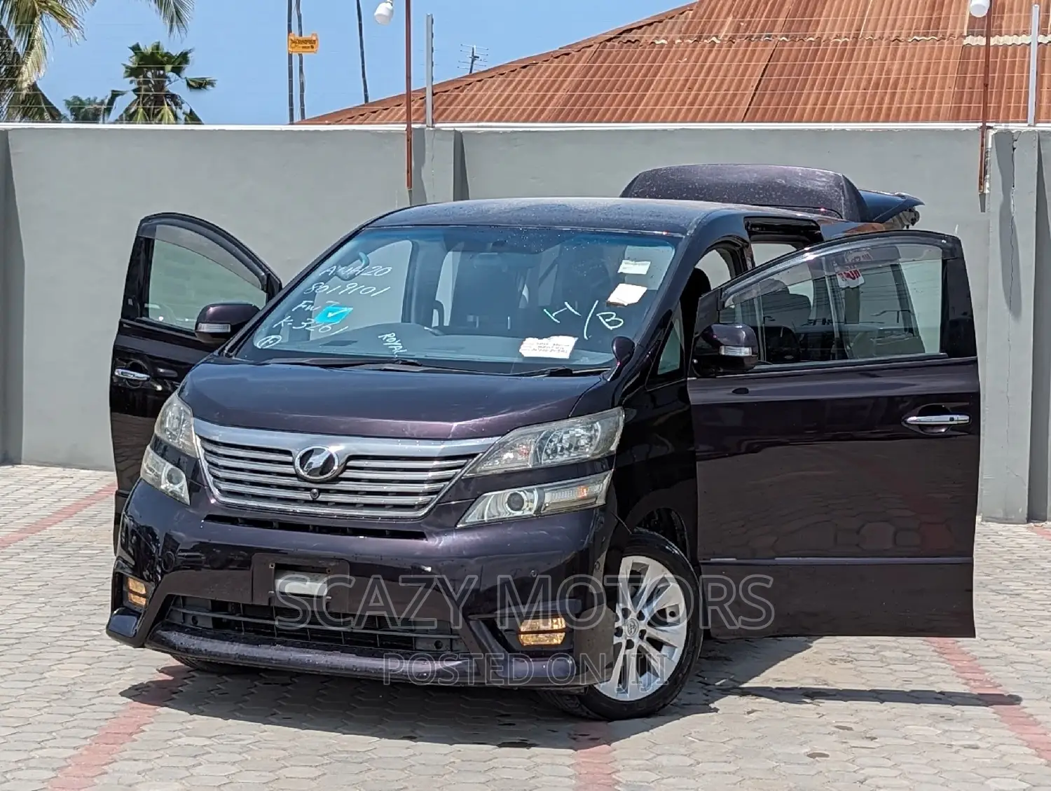 Toyota Vellfire 2010