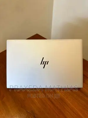 New Laptop HP Envy X360 8GB Intel Core I5 SSD 512GB