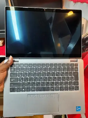 Laptop Dell Latitude 5320 16GB Intel Core I5 SSD 512GB