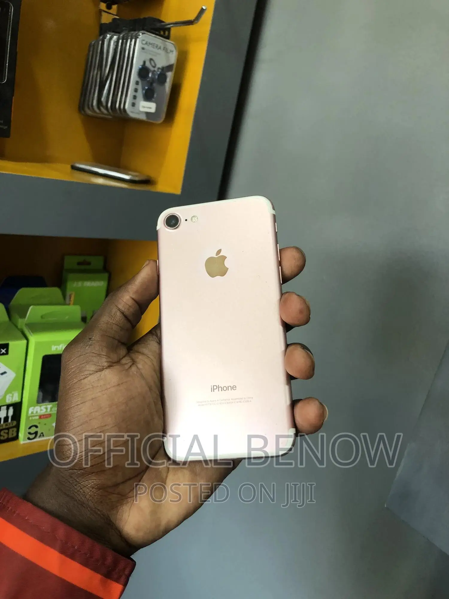 Apple iPhone 7 32 GB Gold