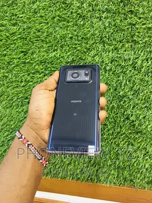 Sharp Aquos R6 128 GB Blue