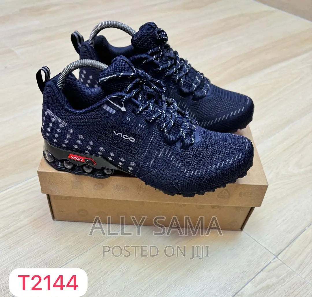 Mens Sneakers VICCO Original