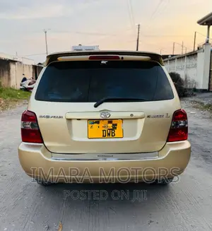 Toyota Kluger 2005 Gold