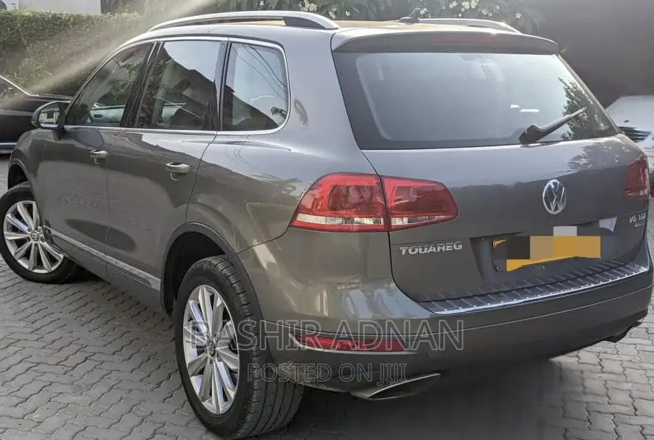 Volkswagen Touareg TDI Executive 2013 Gray
