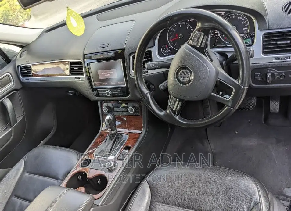 Volkswagen Touareg TDI Executive 2013 Gray