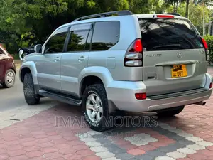 Toyota Land Cruiser Prado 2007 Gray