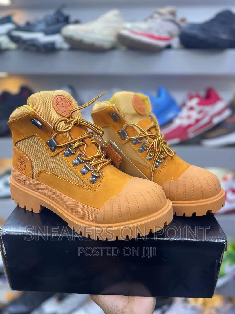 Brand New Beeline Timberland Boot