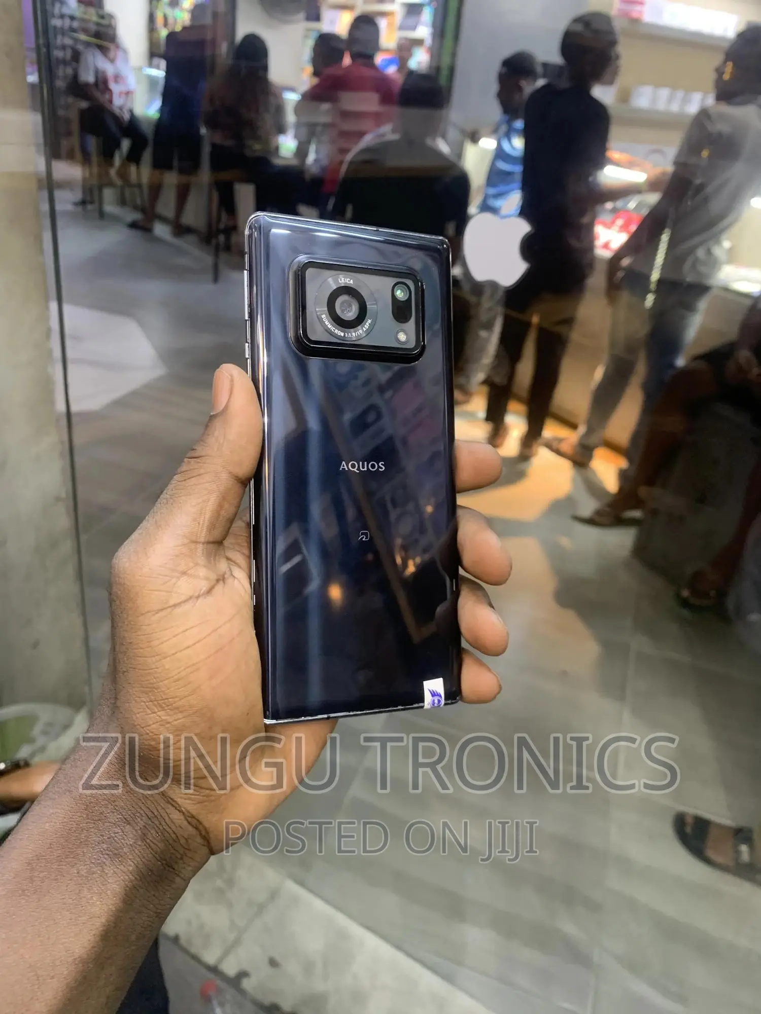 Sharp Aquos R6 128 GB Black