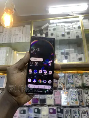 Sharp Aquos R6 128 GB Black