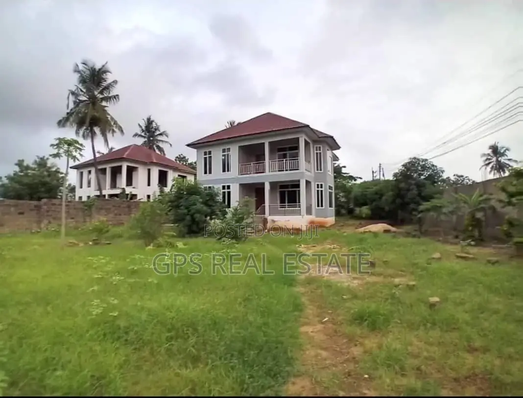 4bdrm House in Mbezi Beach Buyuni, Kinondoni for sale