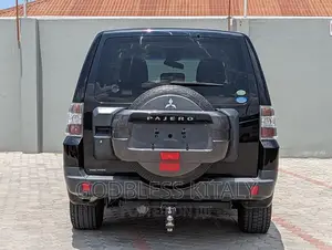 Mitsubishi Pajero 2009 Black