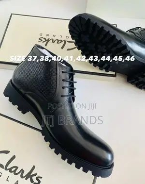 Travota Shoes