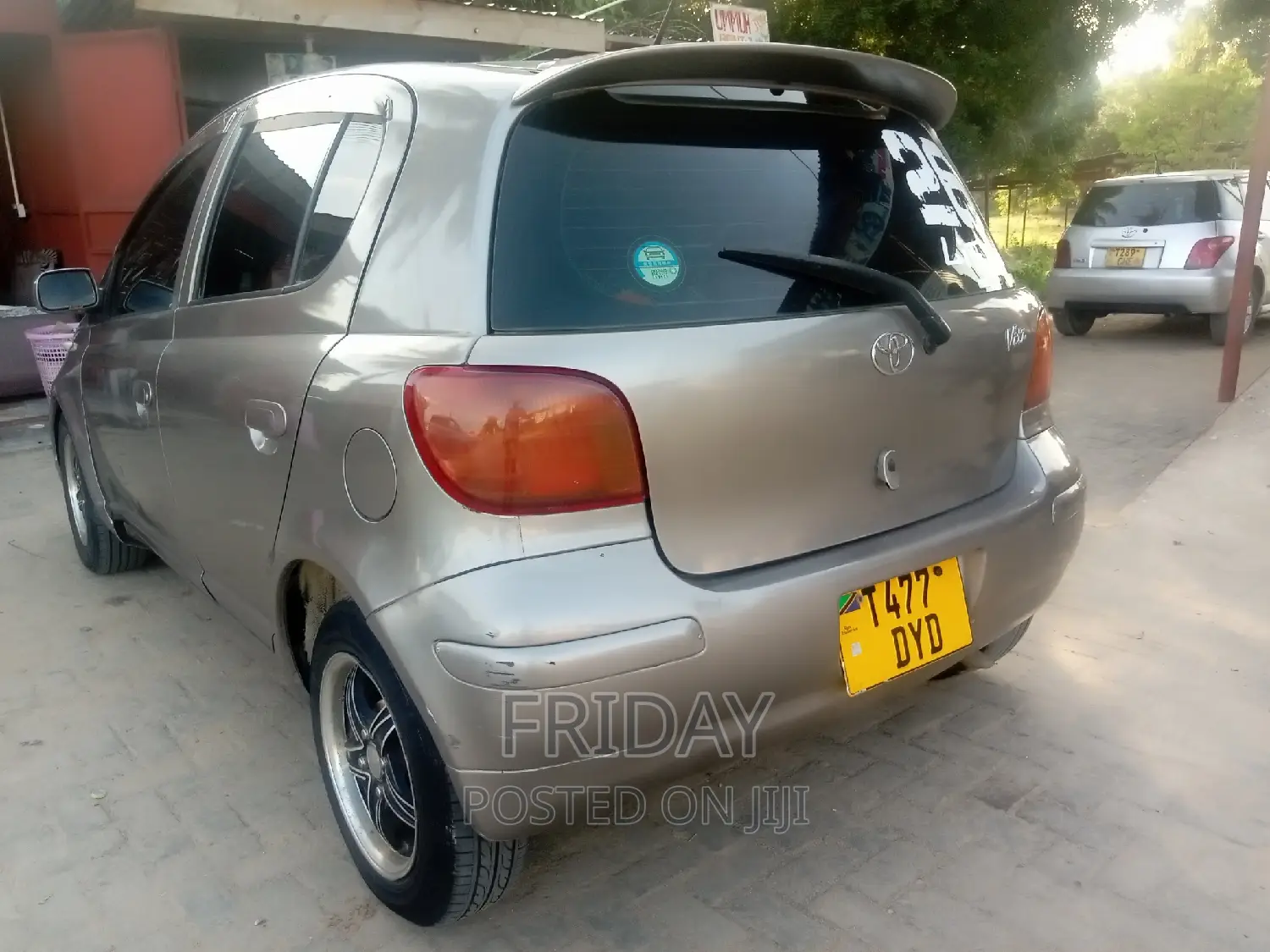 Toyota Vitz 1.3 AWD 5dr 2003 Gray