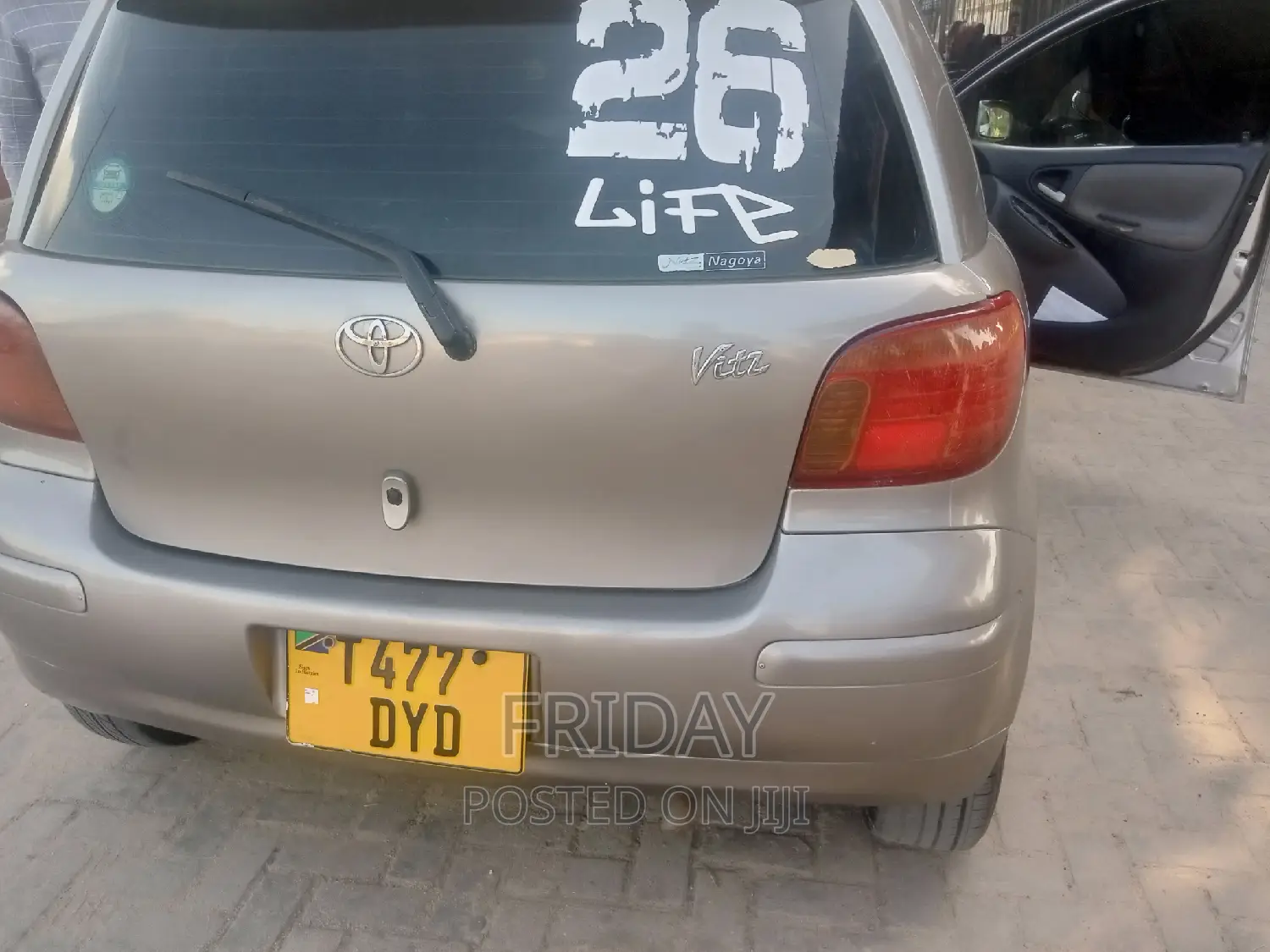 Toyota Vitz 1.3 AWD 5dr 2003 Gray