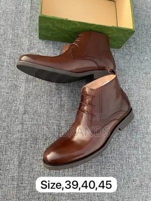 Clarks Travota